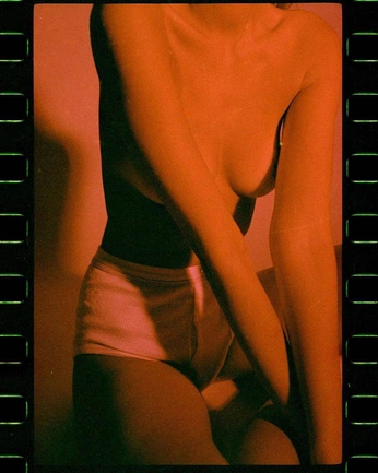 A cover of "Half Nut" cluster. The owner is chillinn.102. The cluster consists of 124 elements.