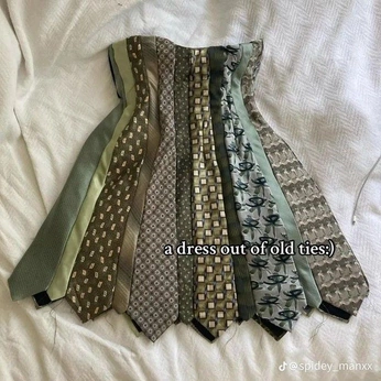 A cover of "Craft ideas" cluster. The owner is gigitheangel. The cluster consists of 18 elements.