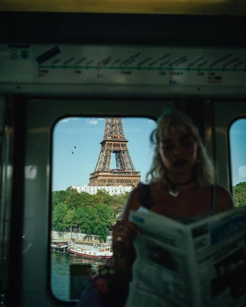 A cover of "nobody looks like you" cluster. The owner is 3peff. The cluster consists of 51 elements.