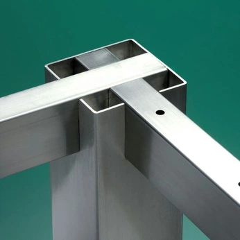 A cover of "METAL BRUT" cluster. The owner is lgauthier. The cluster consists of 7 elements.