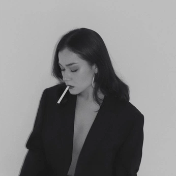 A cover of "photography" cluster. The owner is ixchelradbruch. The cluster consists of 15 elements.