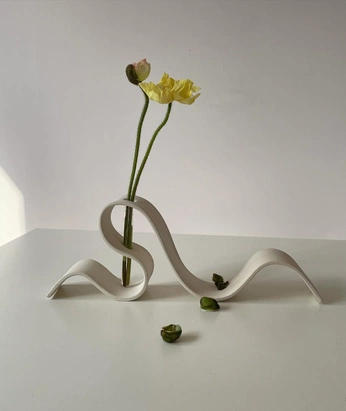 A cover of "floral workshop" cluster. The owner is dannahi. The cluster consists of 14 elements.