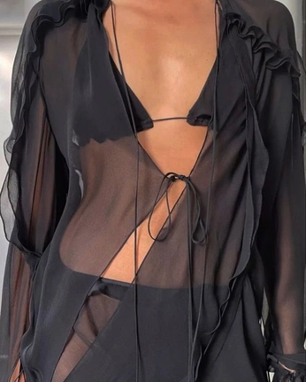 A cover of "Black" cluster. The owner is cosmosdhfjkop. The cluster consists of 9 elements.