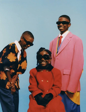 A cover of "pics" cluster. The owner is nossamath. The cluster consists of 29 elements.