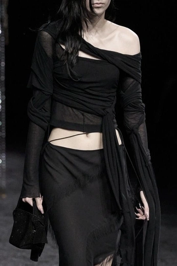 A cover of "shoot romane" cluster. The owner is sgennaa. The cluster consists of 20 elements.