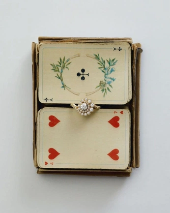 A cover of "RANDOM" cluster. The owner is harrisonboyce. The cluster consists of 1 element.