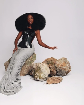 A cover of "2" cluster. The owner is sara.cle. The cluster consists of 8 elements.