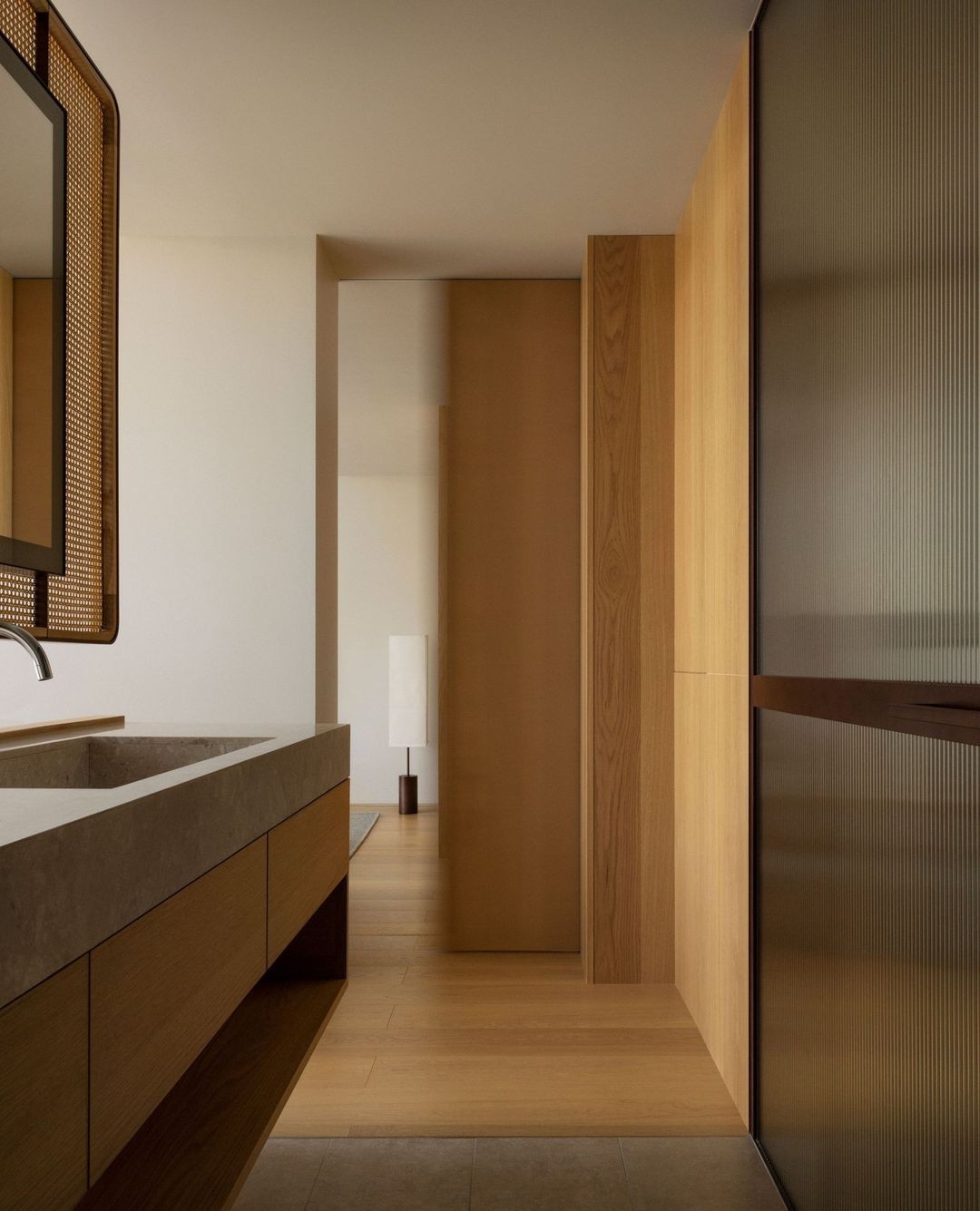 The Japandi style interior of TRUNK(HOTEL) YOYOGI PARK by Norm Architects and KEIJI ASHIZAWA DESIGN. Photo by Jonas Bjerre-Poulsen.
