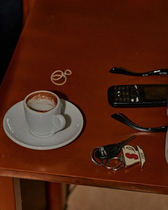 A cover of "RED" cluster. The owner is seska. The cluster consists of 26 elements.