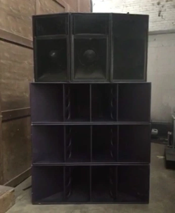 A cover of "CVLT" cluster. The owner is oligraph. The cluster consists of 2 elements.