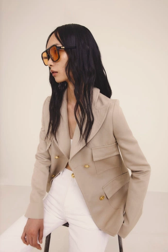 A cover of "Spring DAY" cluster. The owner is beeblanton. The cluster consists of 14 elements.