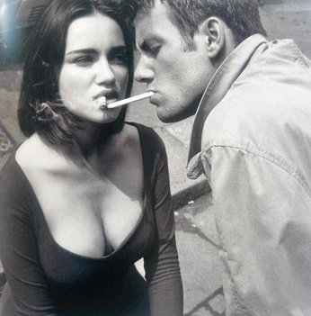 A cover of "shoot at home" cluster. The owner is riyajhaveri. The cluster consists of 2 elements.