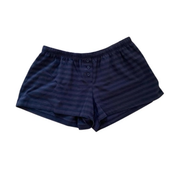 A cover of "whimsy/gothic twee" cluster. The owner is willbot. The cluster consists of 136 elements.