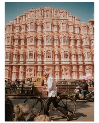 A cover of "FUTURE" cluster. The owner is terestchenko. The cluster consists of 29 elements.