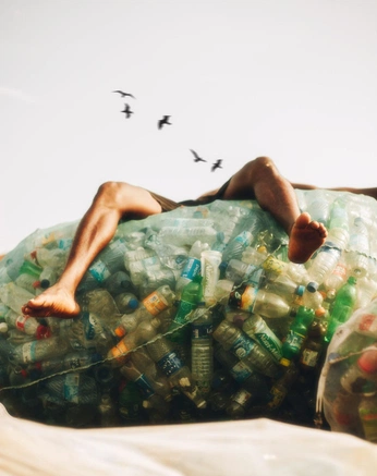 A cover of "Liquid Death" cluster. The owner is bemzz. The cluster consists of 11 elements.