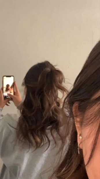 A cover of "Hair" cluster. The owner is st4rrdrexm. The cluster consists of 56 elements.