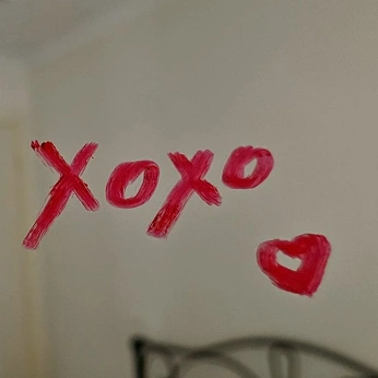 A cover of "Valentines flash" cluster. The owner is grapez. The cluster consists of 7 elements.