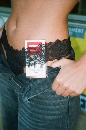 A cover of "cigg" cluster. The owner is thanhf.raw. The cluster consists of 4 elements.