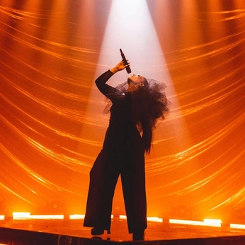 A cover of "seeing sounds" cluster. The owner is jacob. The cluster consists of 17 elements.