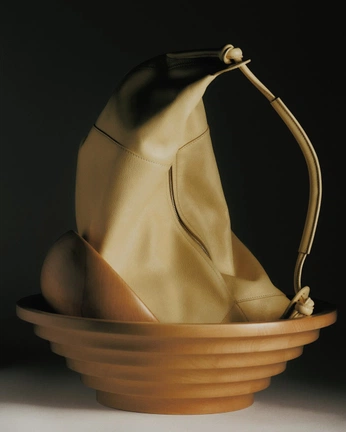 A cover of "Sculptural" cluster. The owner is alexareeder. The cluster consists of 7 elements.