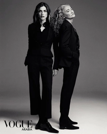 A cover of "Boss Woman" cluster. The owner is maja.trk. The cluster consists of 14 elements.