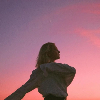 A cover of "Sunset color palette" cluster. The owner is eve.perianez. The cluster consists of 1 element.