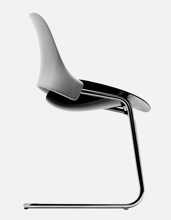 A cover of "CHAIR" cluster. The owner is soumarine. The cluster consists of 8 elements.