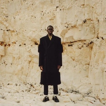 A cover of "fashion" cluster. The owner is cristhian25. The cluster consists of 48 elements.