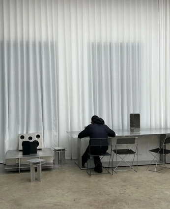 A cover of "Интерьер" cluster. The owner is denideni. The cluster consists of 16 elements.