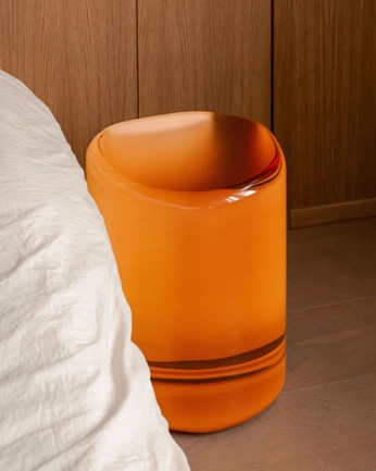 A cover of "Room" cluster. The owner is campe. The cluster consists of 9 elements.