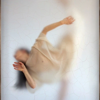 A cover of "Andata" cluster. The owner is jingquank. The cluster consists of 8 elements.