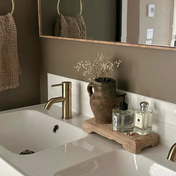 A cover of "Home" cluster. The owner is mxr.manya. The cluster consists of 9 elements.