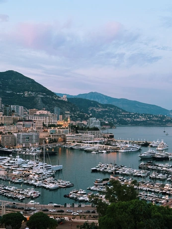 A cover of "Fotos de lugares" cluster. The owner is cammy. The cluster consists of 10 elements.