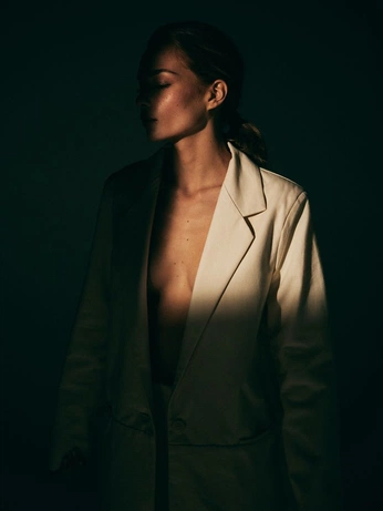 A cover of "Lighting mood models" cluster. The owner is visionz415. The cluster consists of 33 elements.