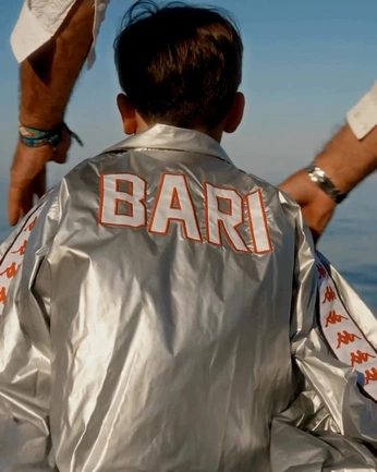 A cover of "Videos" cluster. The owner is leebonnick. The cluster consists of 18 elements.