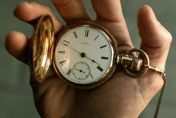 A cover of "LL/TIME" cluster. The owner is martazz. The cluster consists of 16 elements.