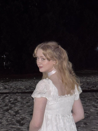 A cover of "life" cluster. The owner is aciey. The cluster consists of 100 elements.