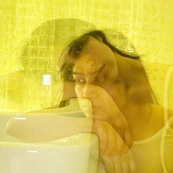 A cover of "self portraits" cluster. The owner is sanjanadang. The cluster consists of 1 element.