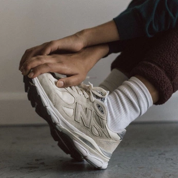 A cover of "Sneakers" cluster. The owner is urstilly. The cluster consists of 6 elements.