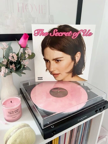 A cover of "sleepy time" cluster. The owner is charlotte83. The cluster consists of 68 elements.