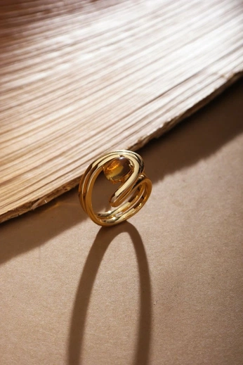 A cover of "T&M" cluster. The owner is hmthms. The cluster consists of 4 elements.