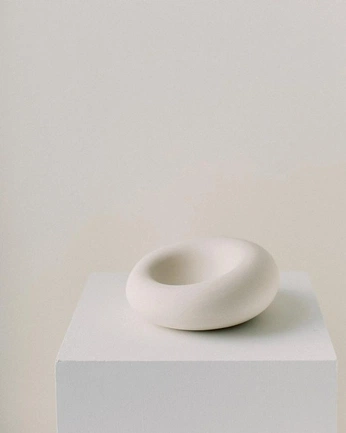 A cover of "Shape" cluster. The owner is mimilunde. The cluster consists of 7 elements.