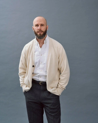 A cover of "Cardi-C" cluster. The owner is bruce. The cluster description is "@chris.actually needs cardigan inspo". The cluster consists of 36 elements. 2 create it.