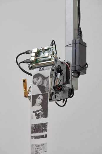 A cover of "Robotic Arm" cluster. The owner is mafkamari. The cluster consists of 5 elements.