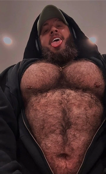 A cover of "MEN X MEN REFERENCE" cluster. The owner is beaubishopbooks. The cluster description is "References for potential fictional characters in a gay romance story.". The cluster consists of 3263 elements.