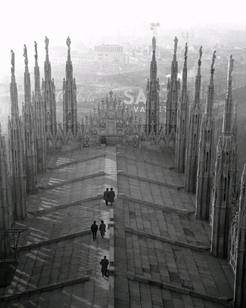 A cover of "Goth" cluster. The owner is 4mp1lau. The cluster consists of 15 elements.