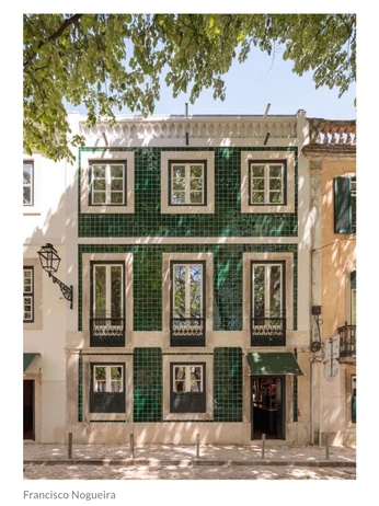 A cover of "Arch" cluster. The owner is chips.ahoy. The cluster consists of 3 elements.