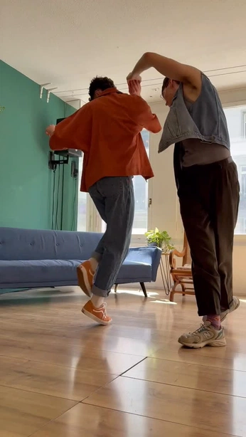 A cover of "dance practice/inspire" cluster. The owner is 05091946. The cluster consists of 8 elements.