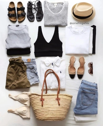 A cover of "Capsule" cluster. The owner is malawyerie. The cluster consists of 56 elements.