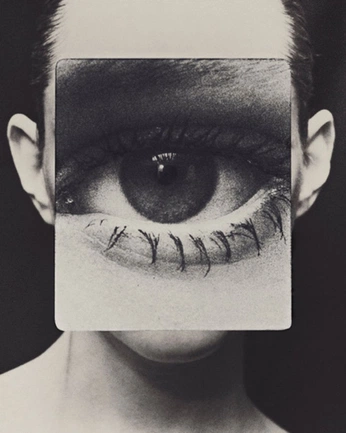 A cover of "Reflection" cluster. The owner is shawtibaeky. The cluster consists of 2 elements.